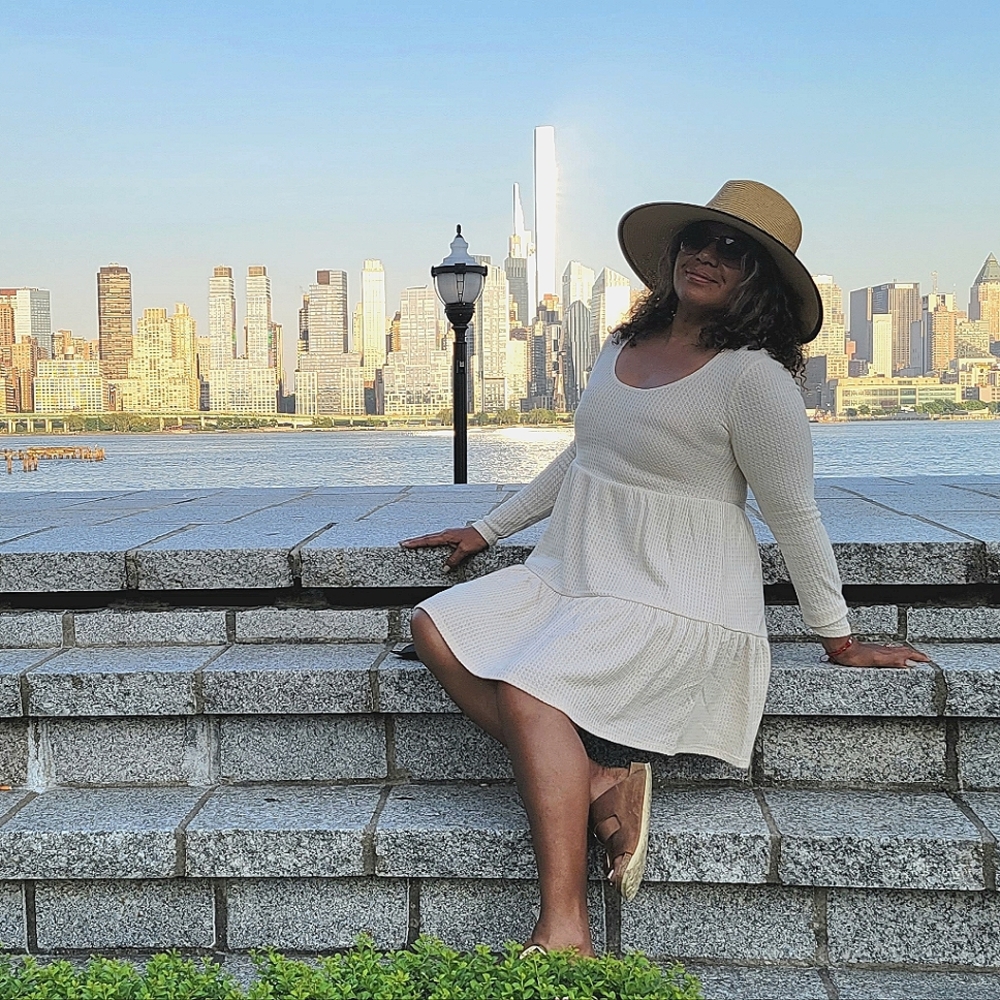 Meet your Posher, Novella